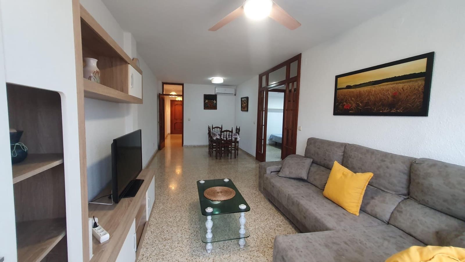 Piso de 3 habitaciones en Málaga ciudad en alquiler - 1.300 € (Ref: 9551659)