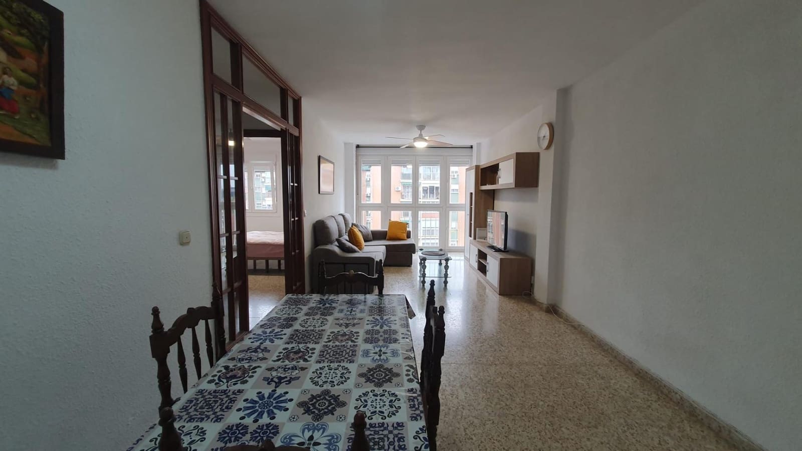 Piso de 3 habitaciones en Málaga ciudad en alquiler - 1.300 € (Ref: 9551659)