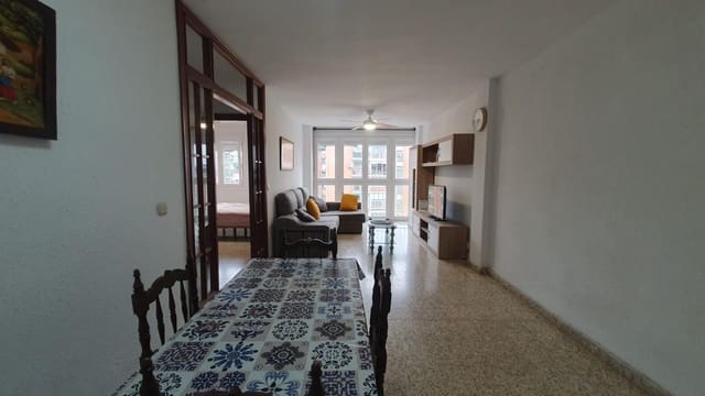 Piso de 3 habitaciones en Santa Paula, Málaga ciudad en alquiler - 1.300 € (Ref: 9551659)