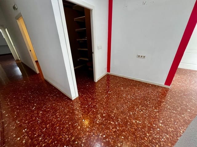 Local Comercial en Gamarra, Málaga ciudad en venta - 185.000 € (Ref: 9551661)