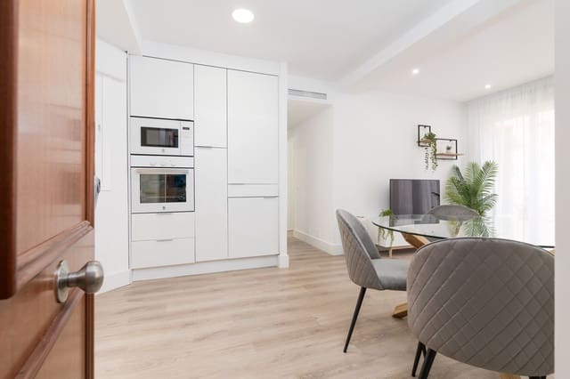 3 camera da letto Appartamento da affittare in El Molinillo, Malaga città - 1.500 € (Rif: 9555971)