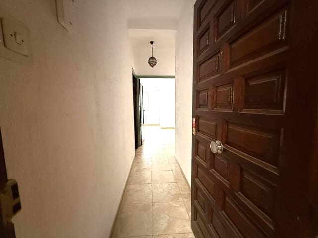 2 soveværelse Lejlighed til salg i Las Chapas, Málaga by - € 218.000 (Ref: 9555972)