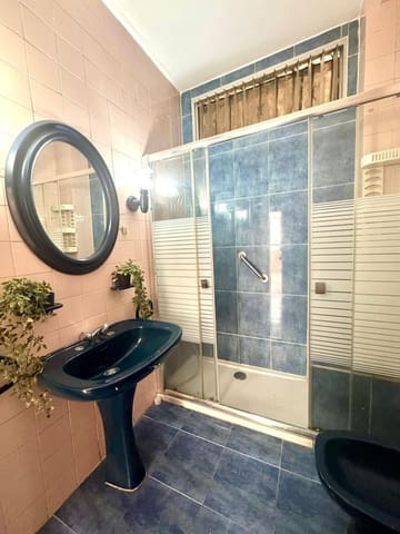 2 bedroom Flat for sale in Las Chapas, Málaga city - € 218,000 (Ref: 9555972)