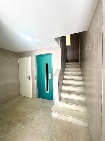 2 bedroom Flat for sale in Las Chapas, Málaga city - € 218,000 (Ref: 9555972)