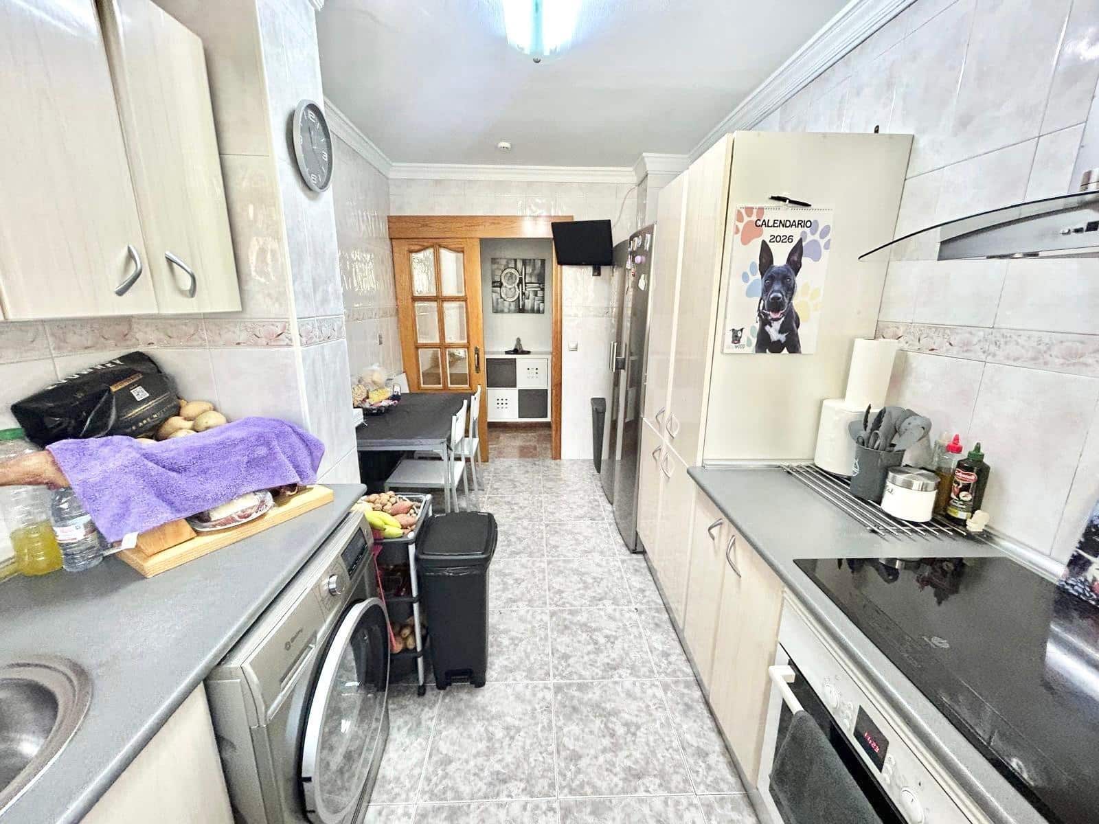 Piso de 3 habitaciones en Málaga ciudad en venta - 176.000 € (Ref: 9568772)