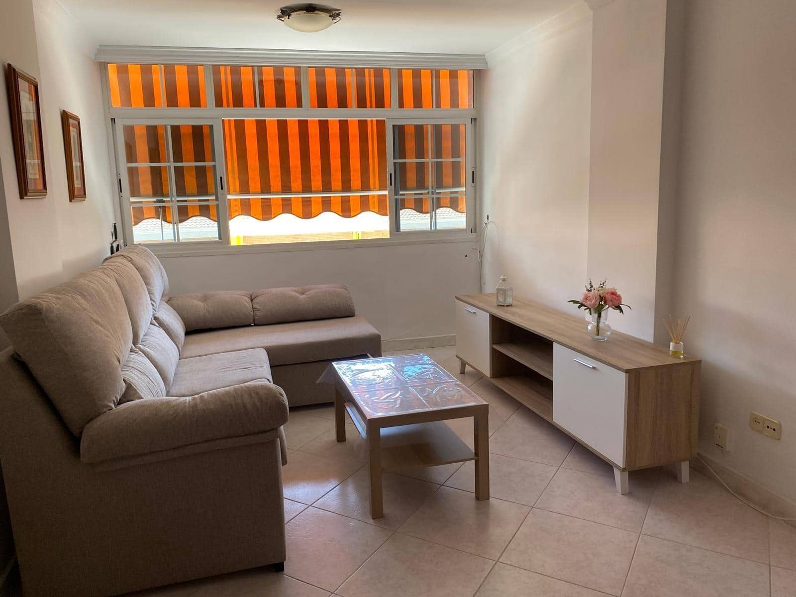 3 bedroom Flat for rent in Malaga city - € 1,100 (Ref: 9568773)