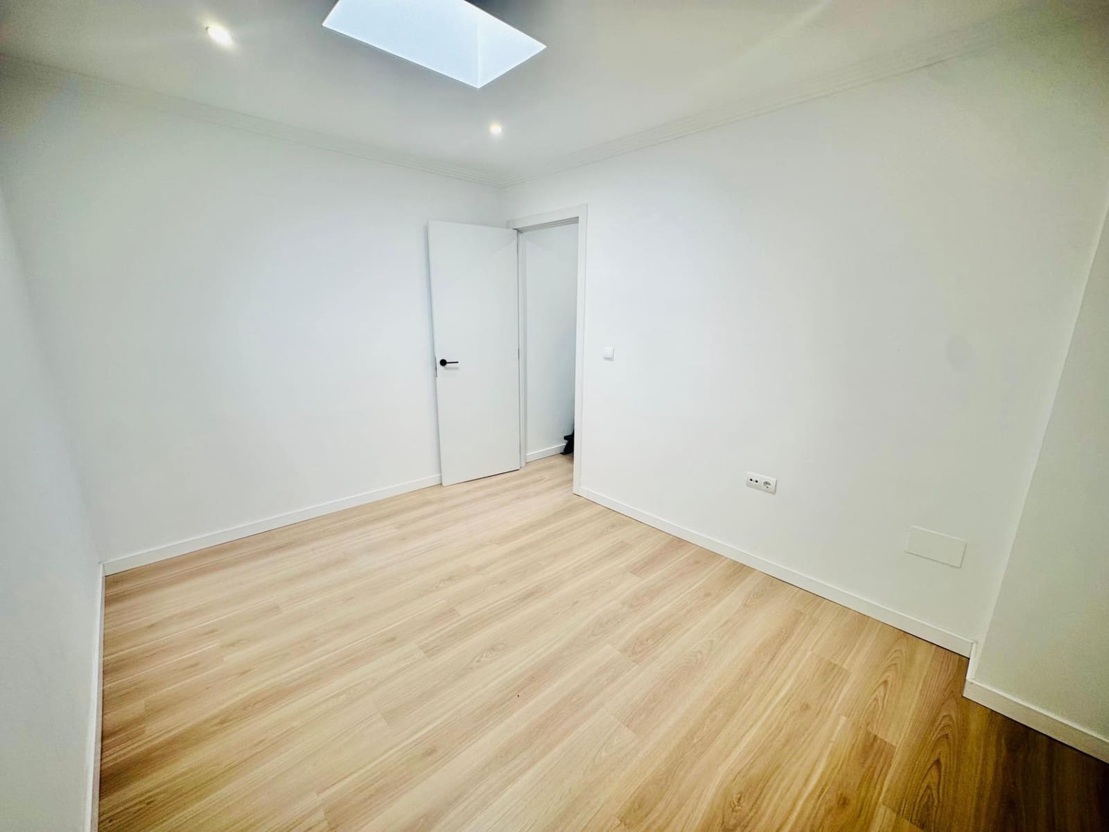 2 bedroom Terraced Villa for sale in Malaga city - € 265,000 (Ref: 9568774)