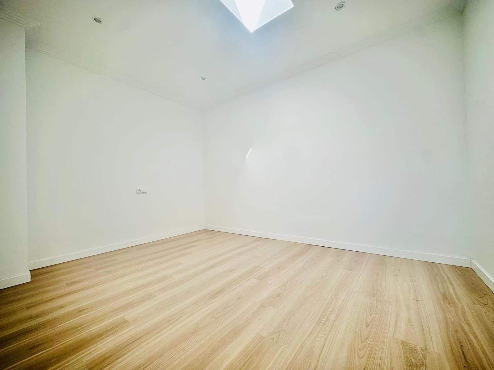 2 bedroom Terraced Villa for sale in Malaga city - € 265,000 (Ref: 9568774)