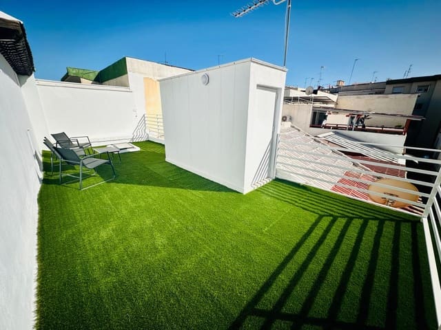 2 soveværelse Rækkehus til salg i Málaga by - € 269.000 (Ref: 9568774)