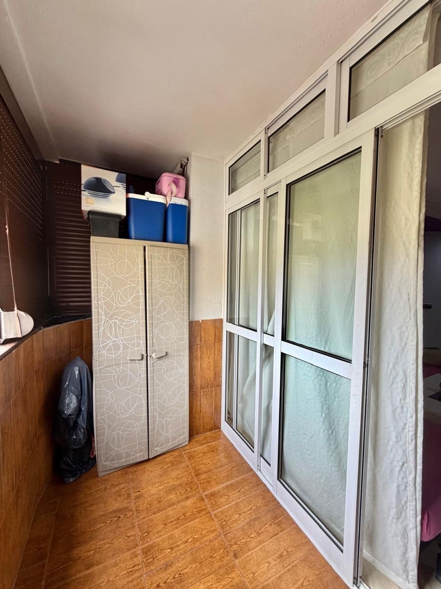 Piso de 3 habitaciones en Málaga ciudad en venta - 165.000 € (Ref: 9571290)