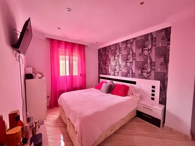 3 Zimmer Wohnung zu verkaufen in Málaga Stadt - 165.000 € (Ref: 9571290)