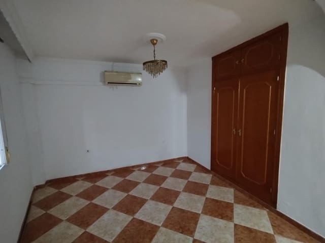 1 soverom Leilighet til salgs i Capuchinos, Málaga by - € 180 000 (Ref: 9571291)