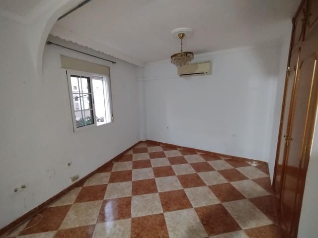1 soverom Leilighet til salgs i Capuchinos, Málaga by - € 180 000 (Ref: 9571291)