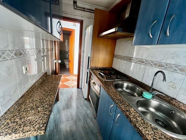 1 soveværelse Lejlighed til salg i Capuchinos, Málaga by - € 180.000 (Ref: 9571291)