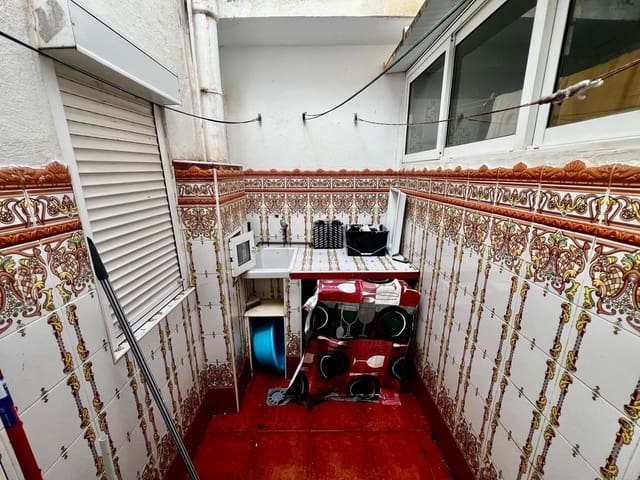 1 soveværelse Lejlighed til salg i Capuchinos, Málaga by - € 180.000 (Ref: 9571291)