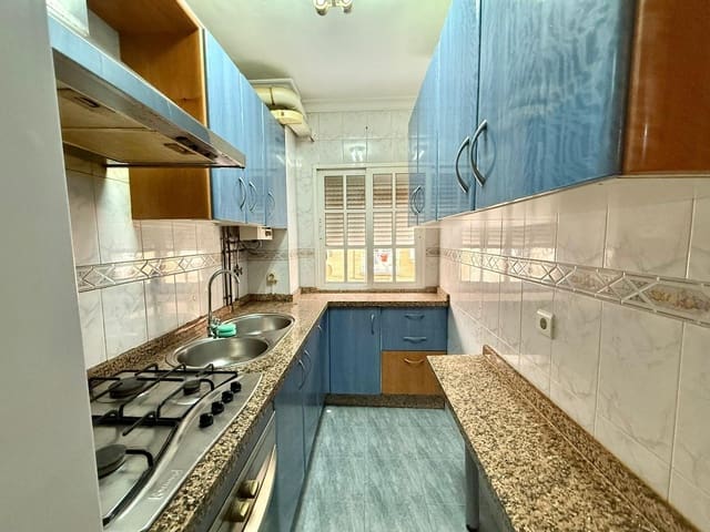 1 soveværelse Lejlighed til salg i Capuchinos, Málaga by - € 180.000 (Ref: 9571291)