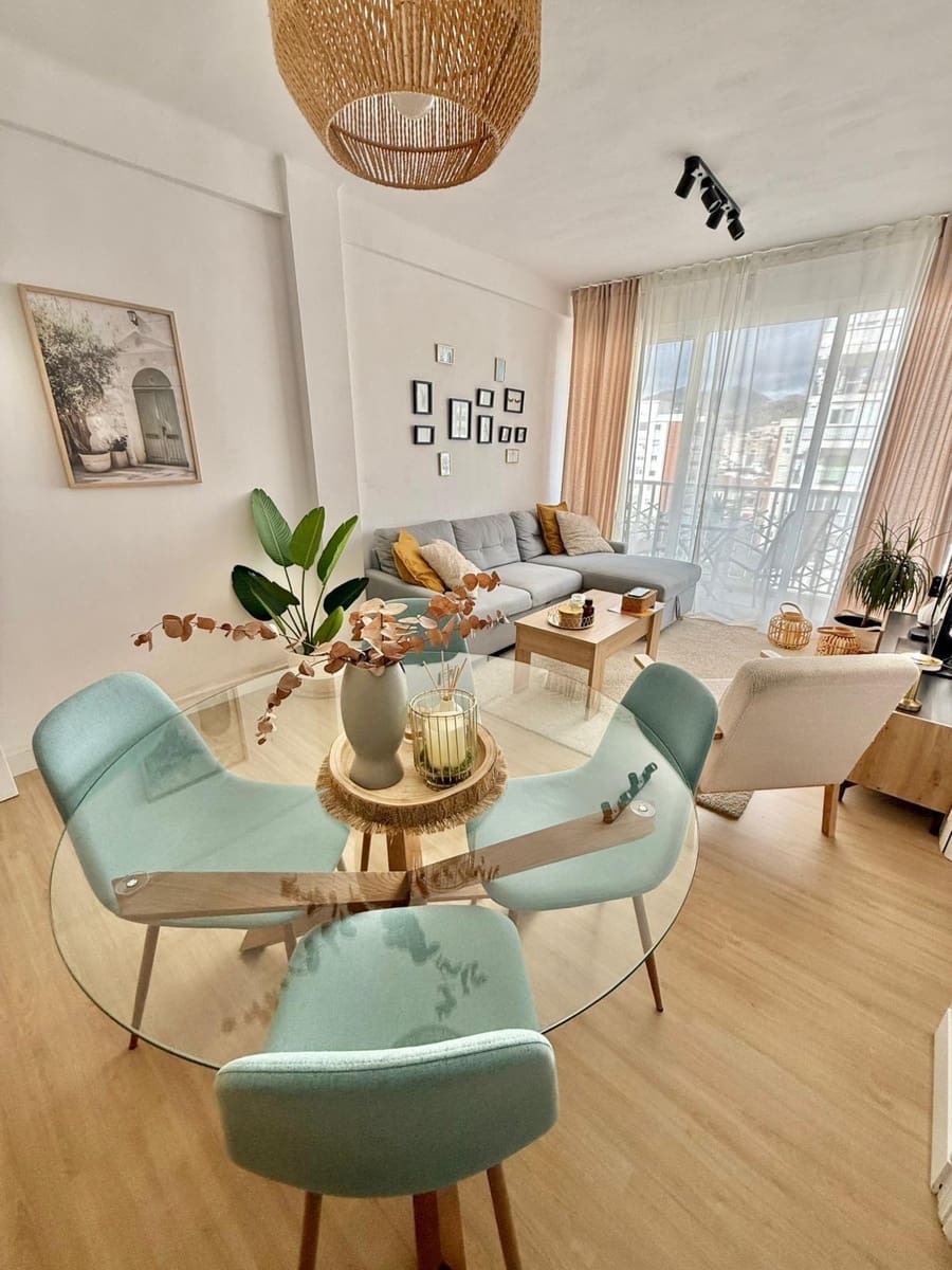 Piso de 3 habitaciones en Málaga ciudad en venta - 286.000 € (Ref: 9586609)