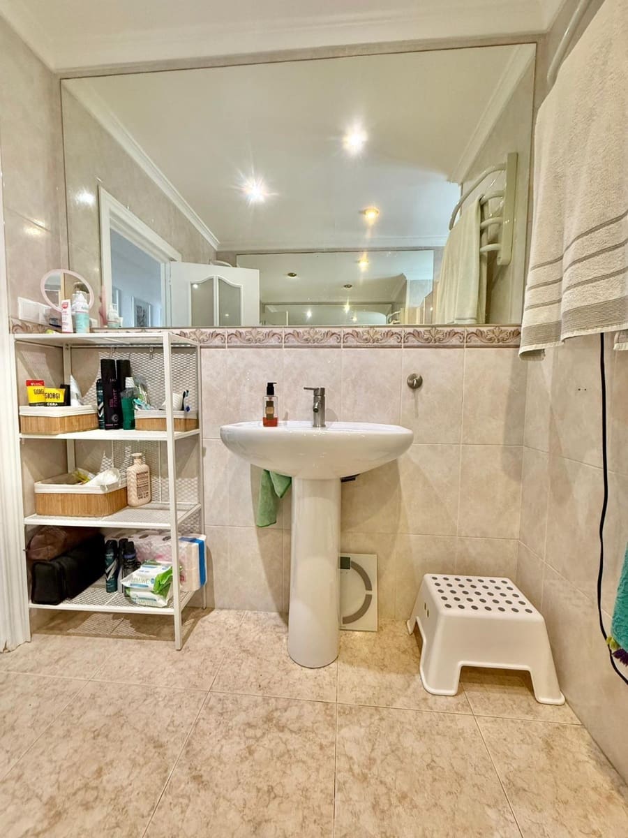 Piso de 3 habitaciones en Málaga ciudad en venta - 286.000 € (Ref: 9586609)