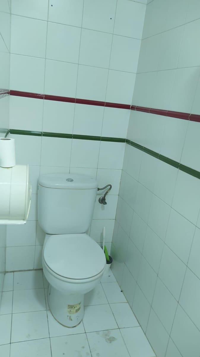 Commerciale da affittare in Malaga citta - 2.500 € (Rif: 9596258)