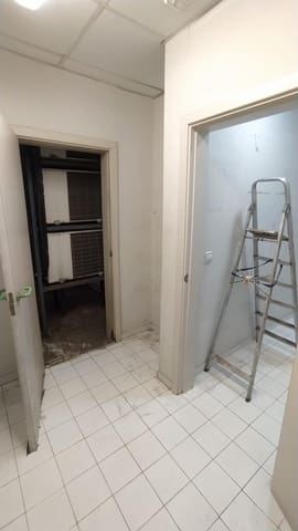 Commerciale da affittare in Malaga città - 2.500 € (Rif: 9596258)