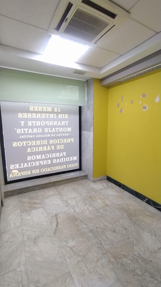 Commerciale da affittare in Malaga citta - 2.500 € (Rif: 9596258)