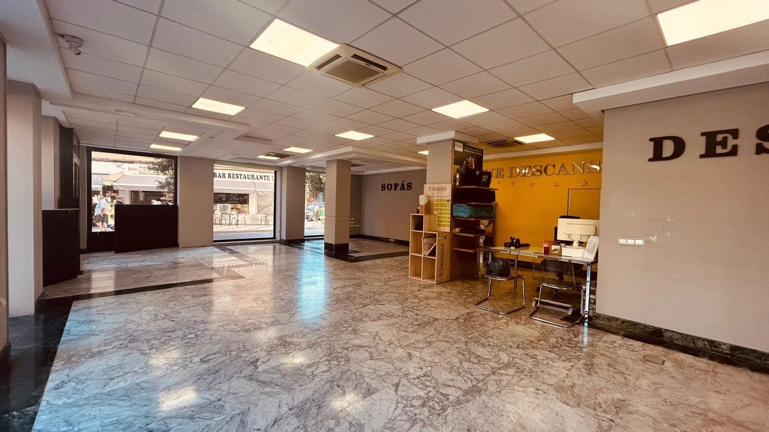 Commerciale da affittare in Malaga citta - 2.500 € (Rif: 9596258)
