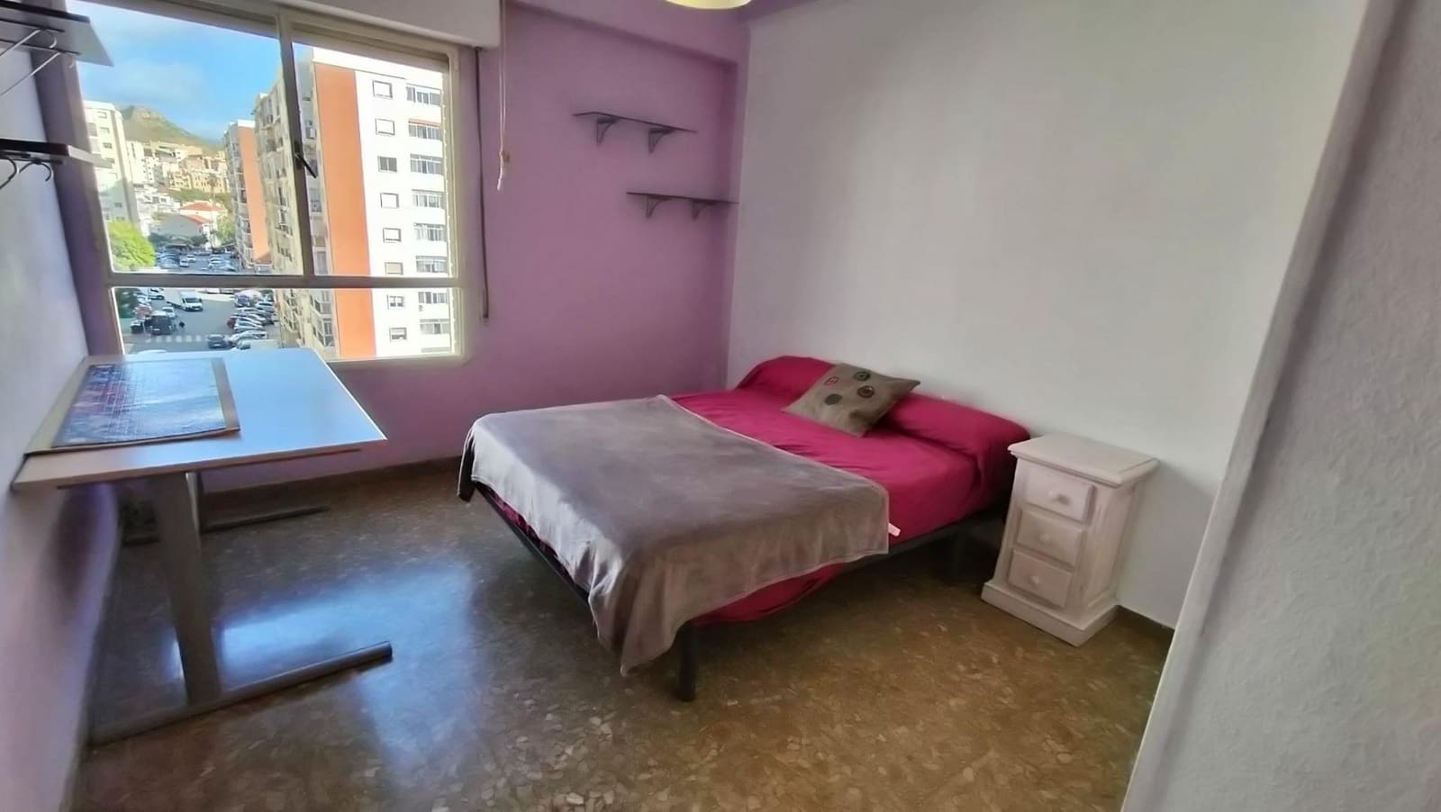 4 soveværelse Lejlighed til salg i Malaga by - € 472.000 (Ref: 9599636)