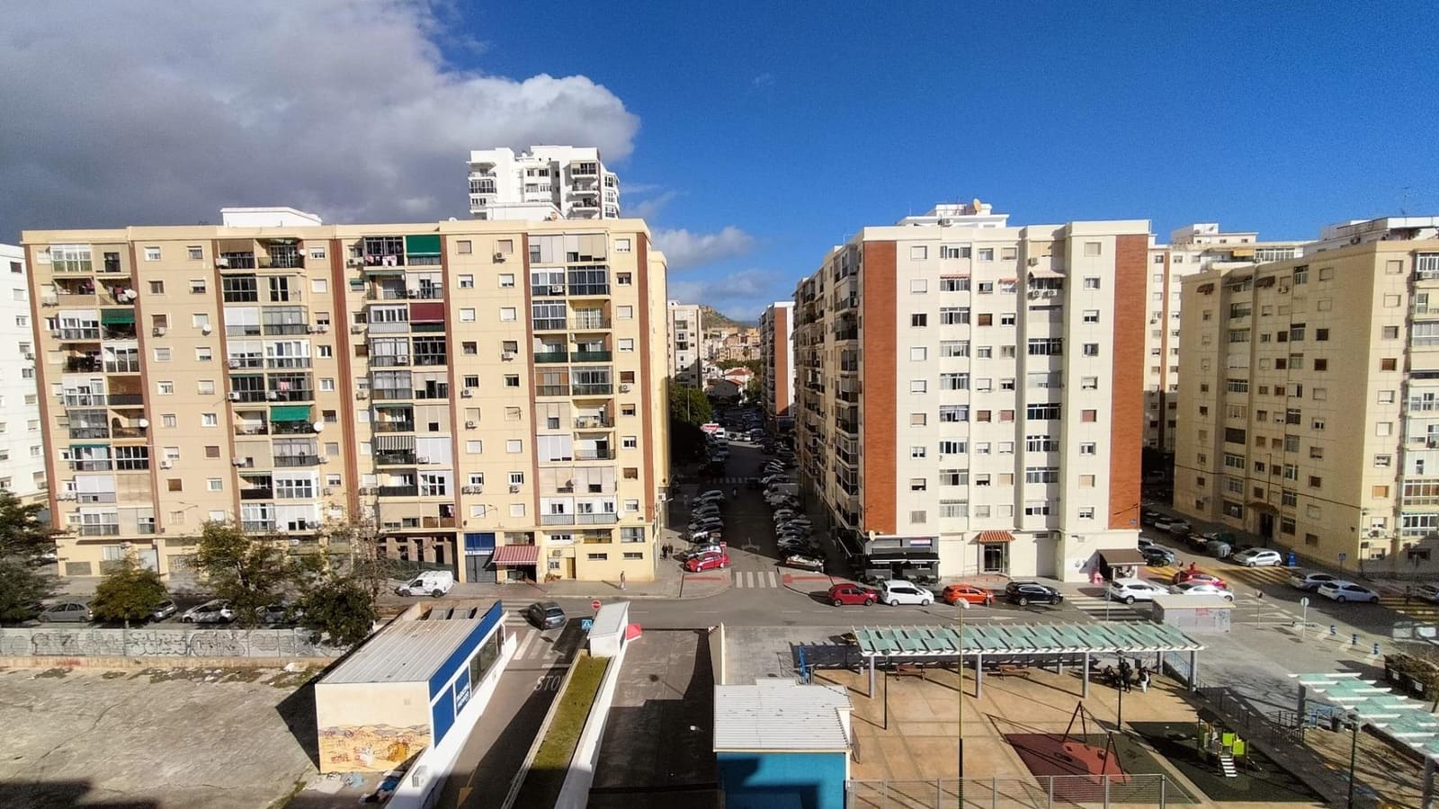 4 soveværelse Lejlighed til salg i Malaga by - € 472.000 (Ref: 9599636)