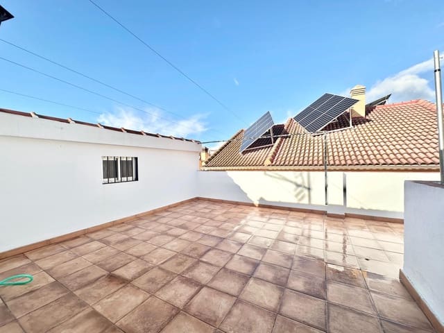 4 soverom Penthouse til salgs i Puerto de la Torre, Málaga by - € 298 000 (Ref: 9599637)