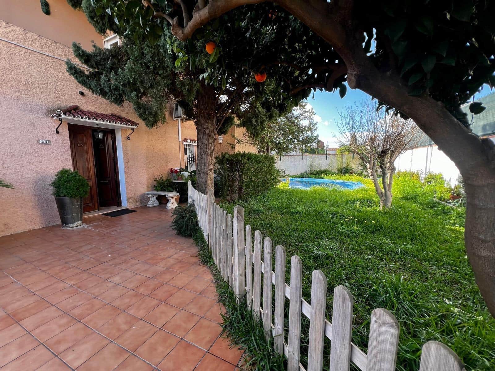 5 soverom Villa til salgs i Churriana med svømmebasseng garasje - € 890 000 (Ref: 9599639)