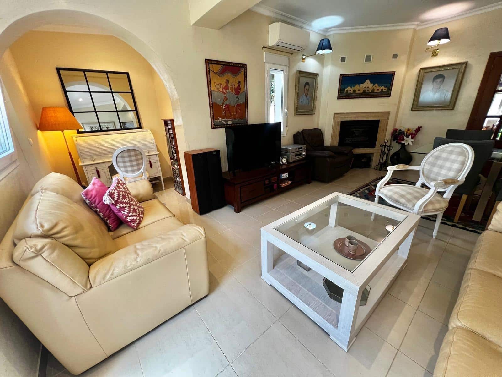 5 bedroom Villa for sale in Churriana with pool garage - € 890,000 (Ref: 9599639)