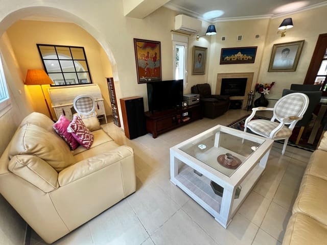 5 sypialnia Willa na sprzedaż w Churriana, Miasto Málaga z basenem garażem - 890 000 € (Ref: 9599639)