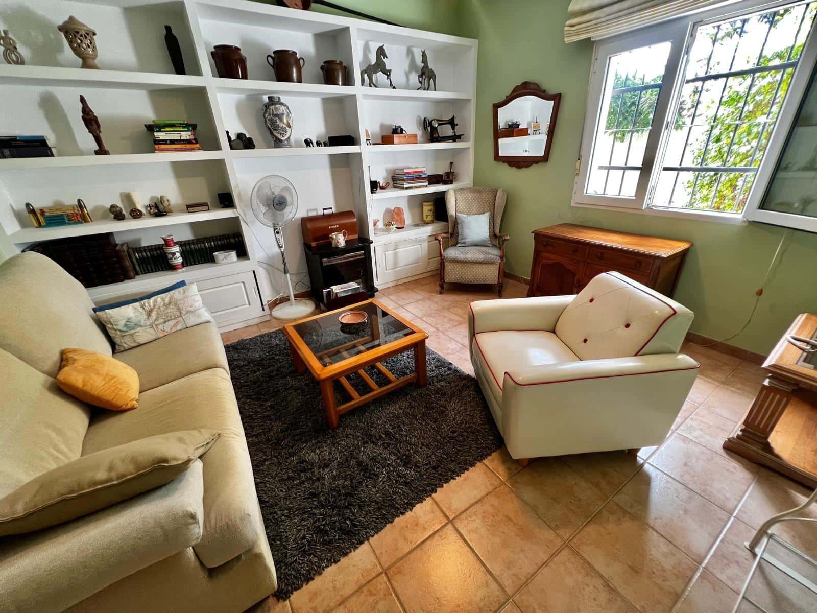 5 bedroom Villa for sale in Churriana with pool garage - € 890,000 (Ref: 9599639)