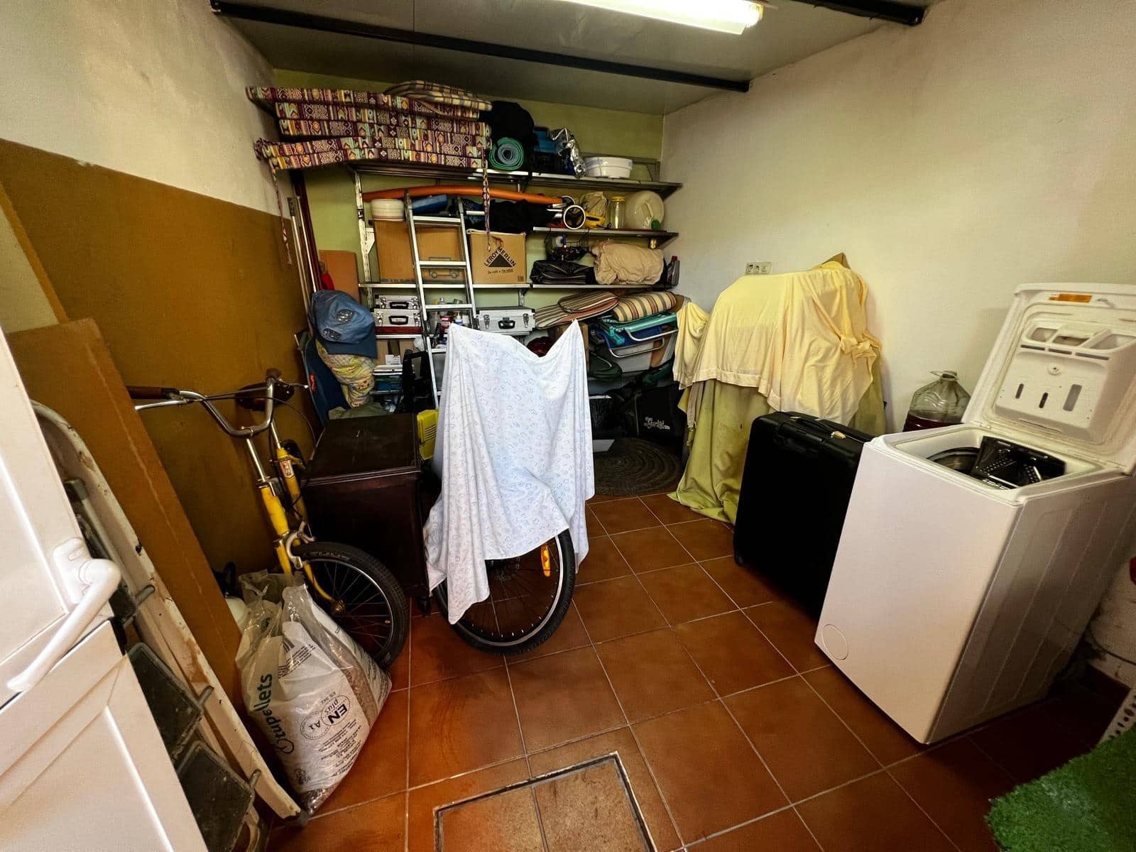 5 bedroom Villa for sale in Churriana with pool garage - € 890,000 (Ref: 9599639)