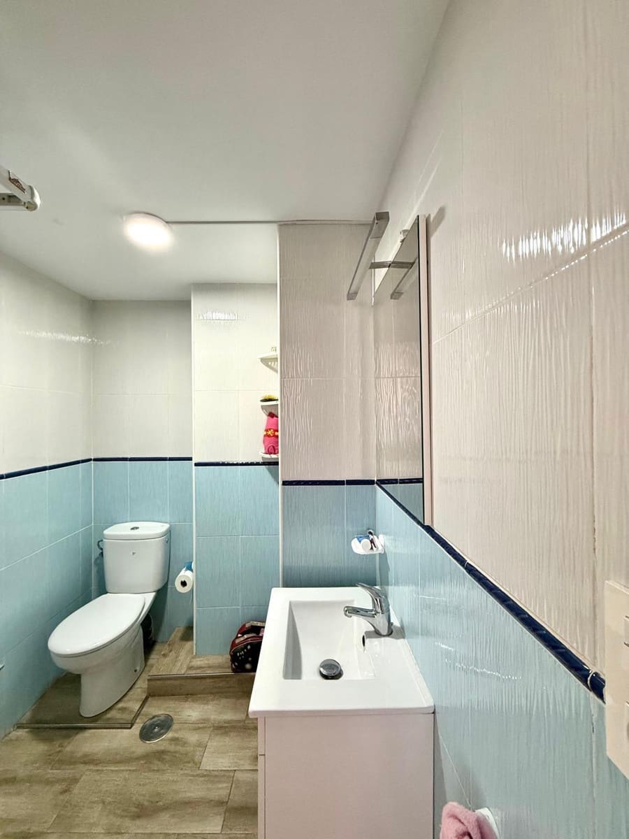 3 Zimmer Wohnung zu vermieten in Malaga Stadt - 1.200 € (Ref: 9601192)