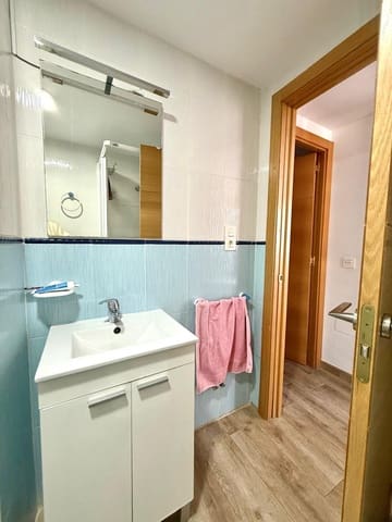 3 Zimmer Wohnung zu vermieten in Málaga Stadt - 1.200 € (Ref: 9601192)