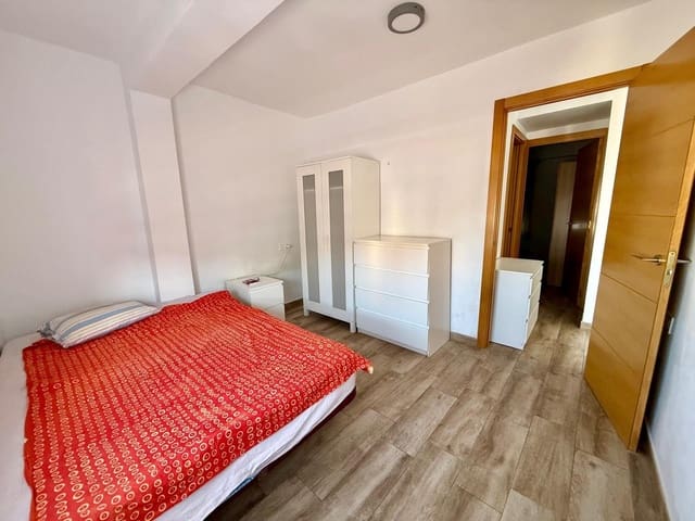 3 Zimmer Wohnung zu vermieten in Málaga Stadt - 1.200 € (Ref: 9601192)