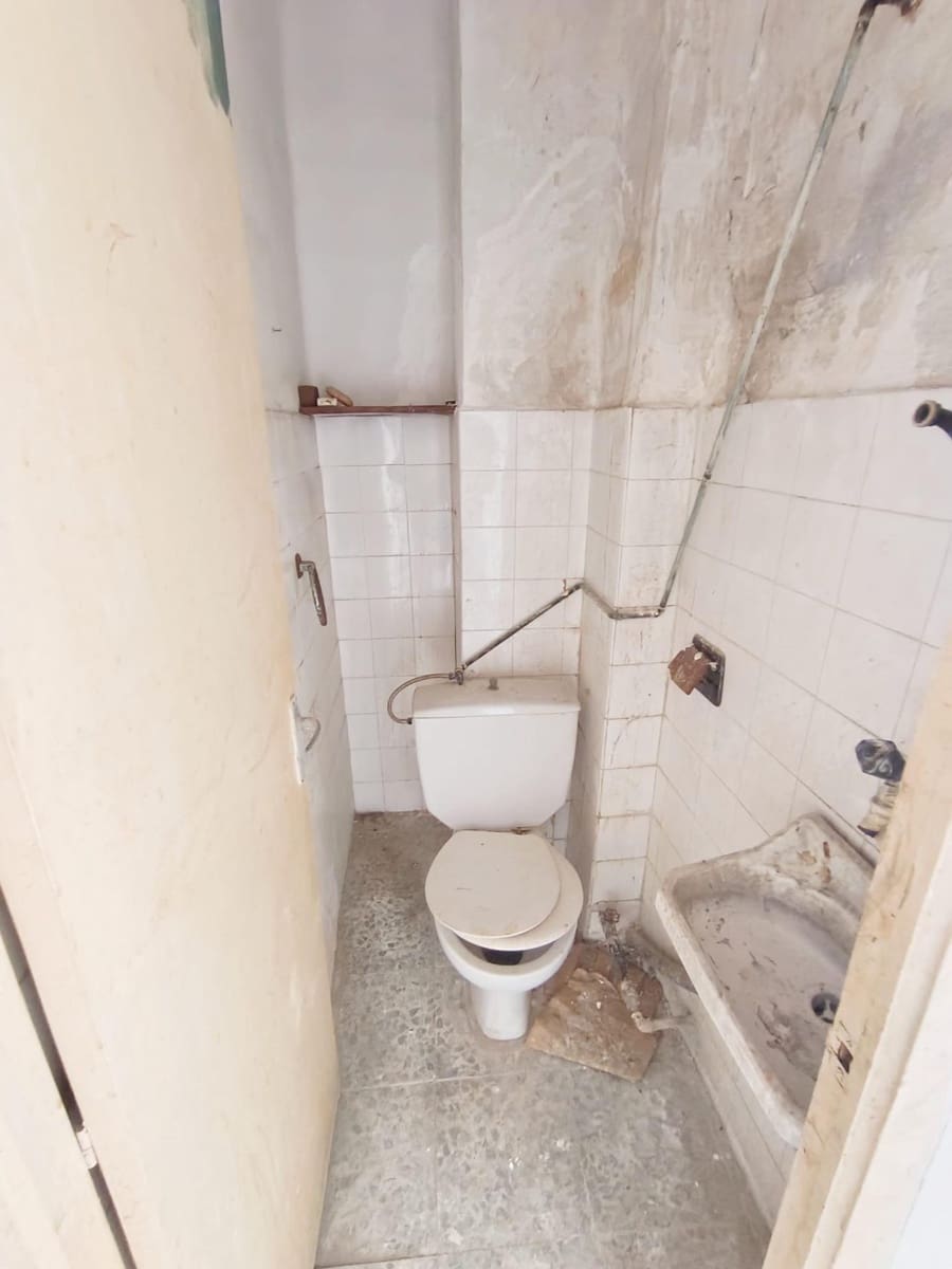 Komercyjne na sprzedaż w Miasto Malaga - 59 900 € (Ref: 9605072)