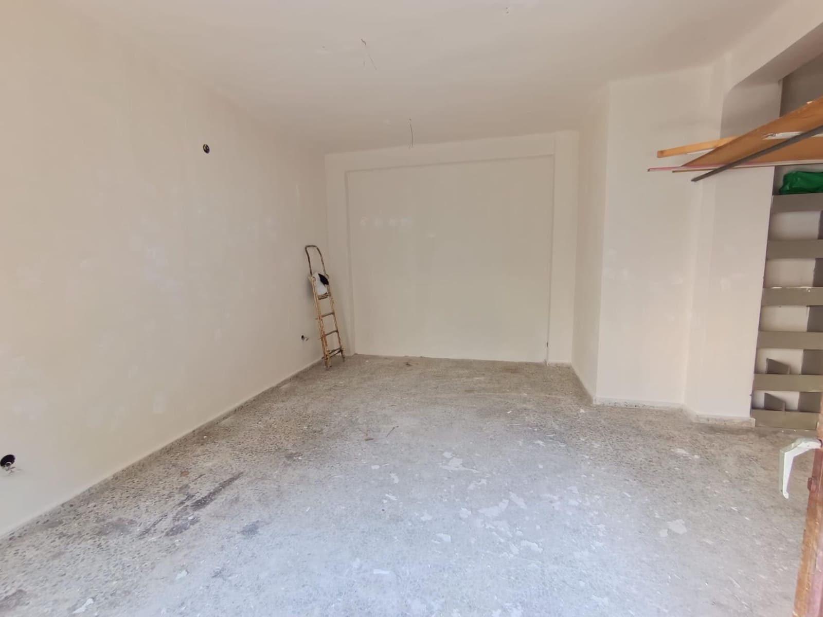 Komercyjne na sprzedaż w Miasto Malaga - 59 900 € (Ref: 9605072)