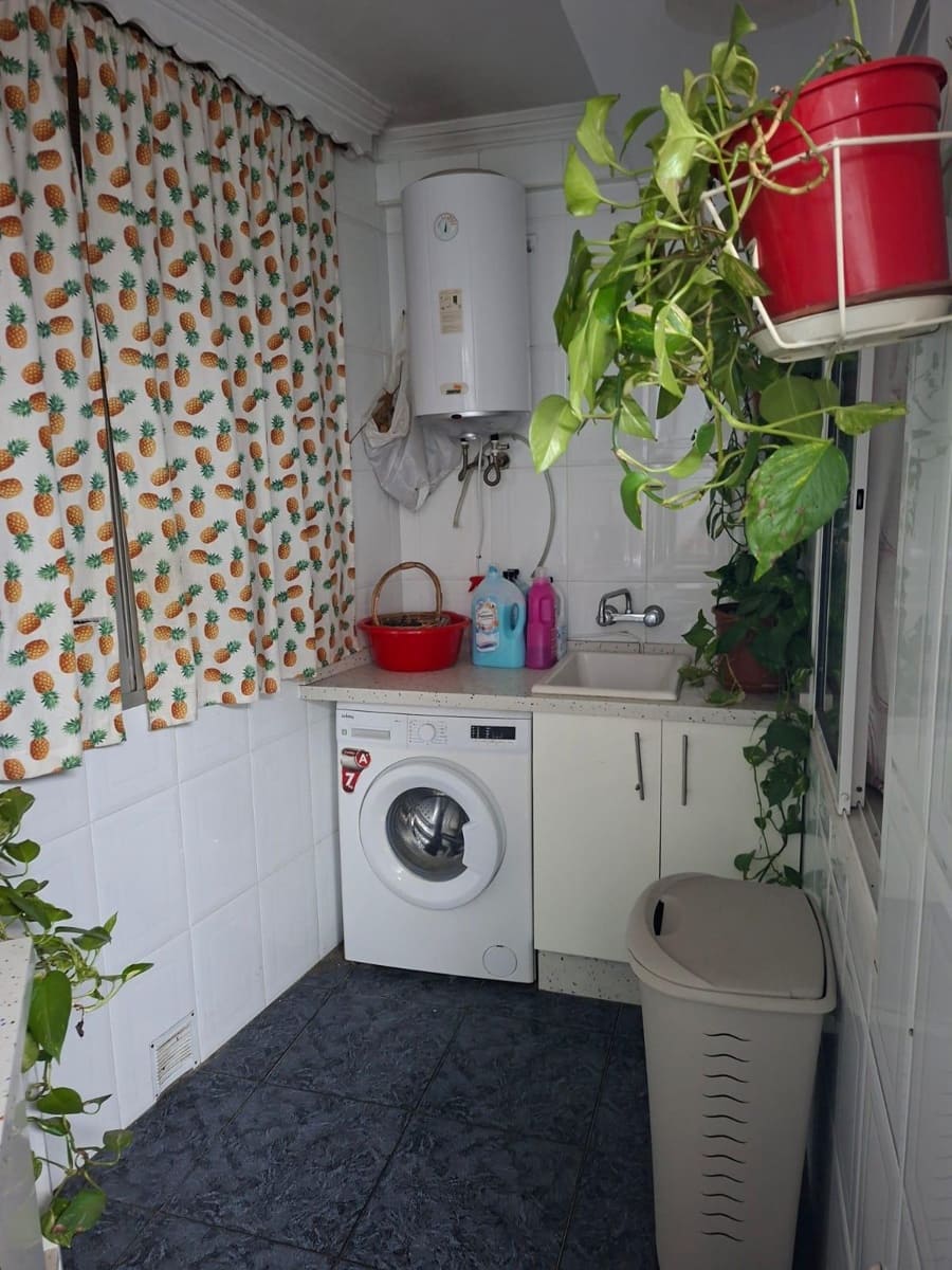 3 soverom Leilighet til salgs i Malaga by - € 260 000 (Ref: 9608157)