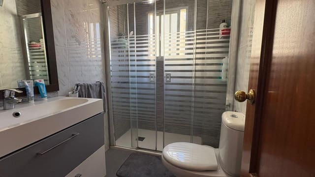 3 soveværelse Lejlighed til salg i Carretera de Cadiz, Málaga by - € 260.000 (Ref: 9608157)