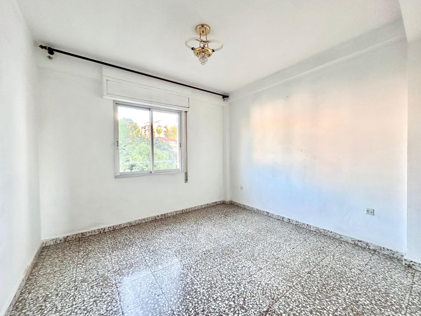 3 soverom Leilighet til salgs i Malaga by - € 242 000 (Ref: 9608158)
