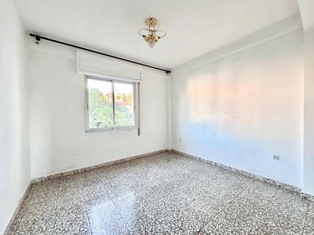 3 soverom Leilighet til salgs i Ciudad Jardín, Málaga by - € 242 000 (Ref: 9608158)