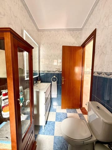 3 makuuhuone Asunto myytävänä paikassa Cruz de Humilladero, Málaga kaupunki - 216 000 € (Ref: 9615632)