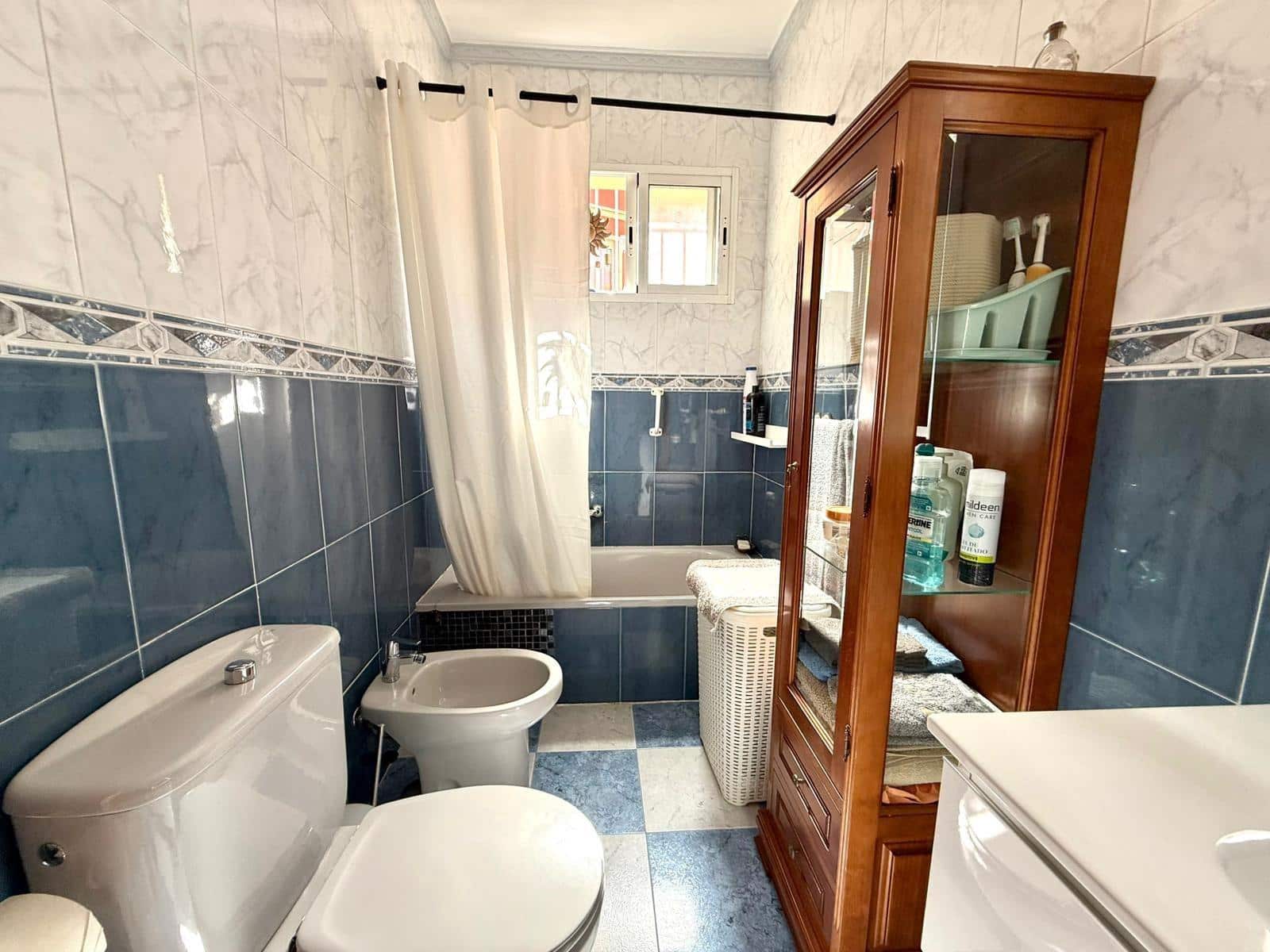 3 slaapkamer Flat te koop in Malaga stad - € 216.000 (Ref: 9615632)