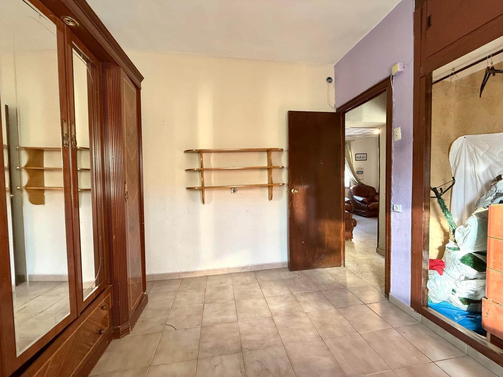 Piso de 4 habitaciones en Málaga ciudad en venta - 230.000 € (Ref: 9619374)