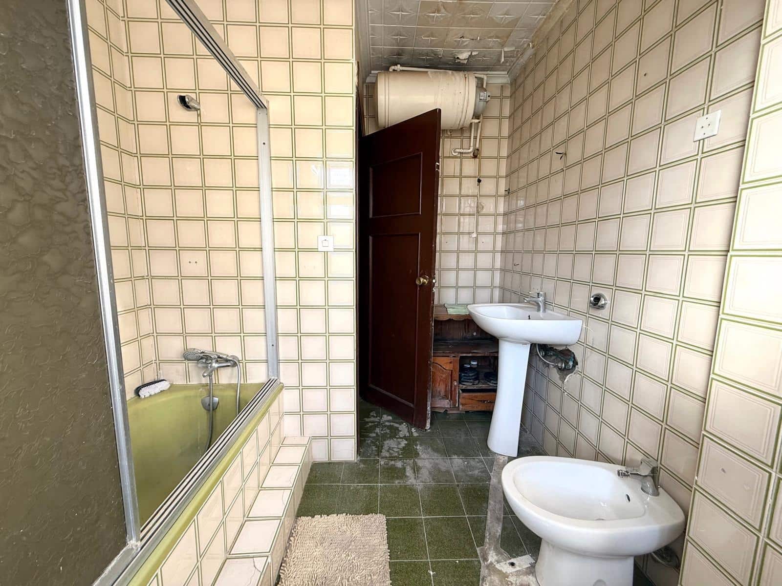 Piso de 4 habitaciones en Málaga ciudad en venta - 230.000 € (Ref: 9619374)