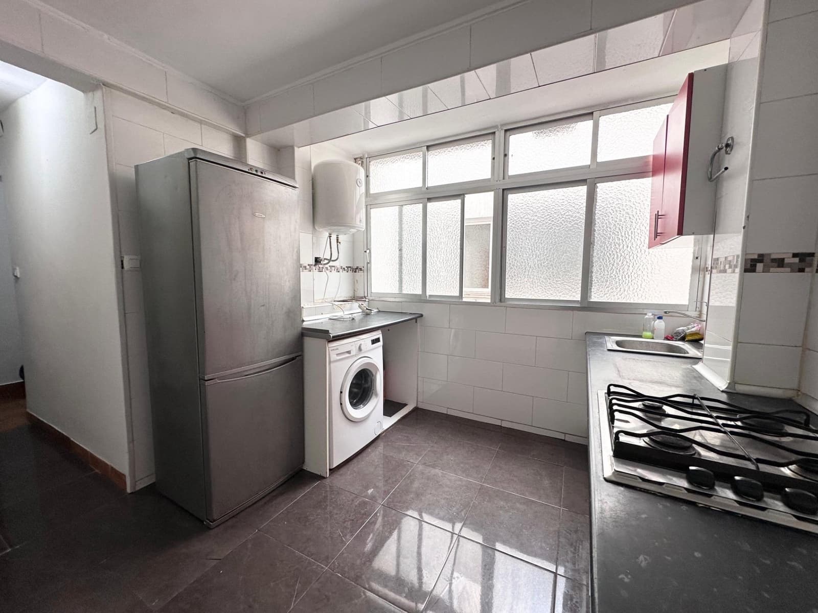 3 bedroom Flat for sale in Malaga city - € 230,000 (Ref: 9625787)