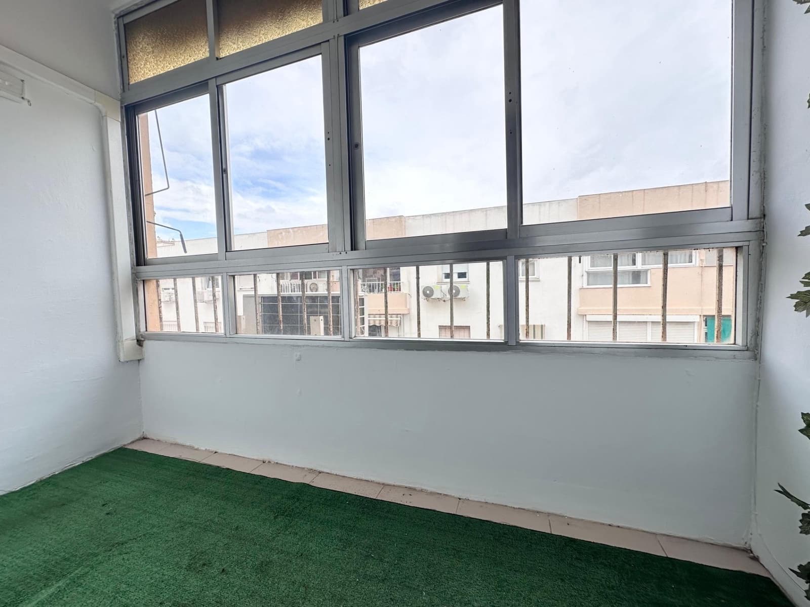 3 bedroom Flat for sale in Malaga city - € 230,000 (Ref: 9625787)