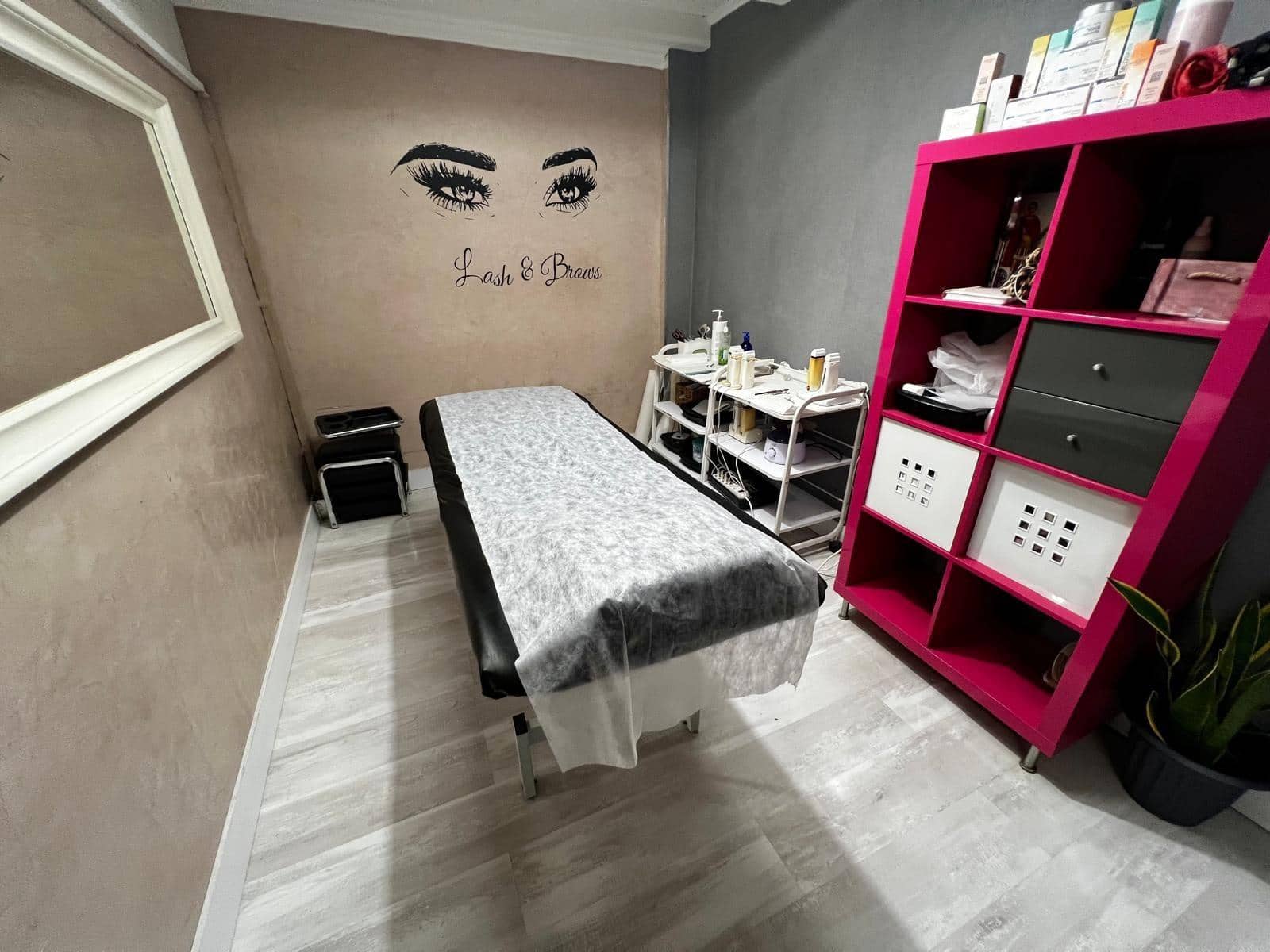 Comercial para arrendar em Malaga cidade - 1 000 € (Ref: 9627675)